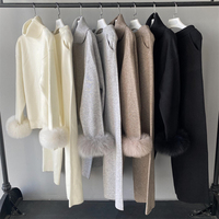 Ensemble deux pièces Jxwatcher : Manteau en laine tricoté à col roulé tendance et pantalon long taille haute pour femme avec poignets en vraie fourrure – Collection Automne