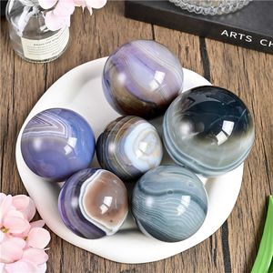 Sphère d'agate rayée en cristal naturel sculptée à la main, polie et soyeuse, pour la décoration et autres objets artisanaux en cristal - Vente en gros - Product Image 5