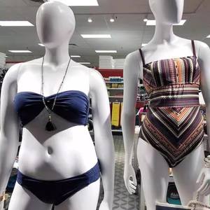 Mannequin Femme Réglable Grande Taille JASMINE 170cm Réaliste pour Magasin de Vêtements avec Tête Amovible - Product Image 3