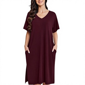 Camiseta de Dormir Premium 100% Algodón, Cuello Redondo, Manga Corta, Cuello en V, Estilo Minimalista, Informal, para Mujer - Product Image 4