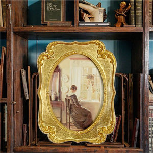 Marco de fotos en relieve Retro de estilo europeo colgante de pared tallado de lujo Marco de resina <span class=keywords><strong>P</strong></span> para decoración de pared de alojamiento en casa - Product Image 1