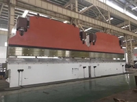 Presse plieuse CNC entièrement automatique en tandem (liage de 2 machines) |   Système et tonnage personnalisables pour le pliage de métaux lourds