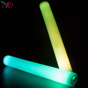 Vente en gros OEM Logo personnalisé Bâton lumineux en mousse lumière LED clignotante pour les fans de fête Bâton lumineux de couleur pour concert - Product Image 3