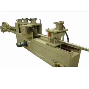 Máquina para fabricar produtos de papel com clipe de design especial amplamente utilizado para fabricação de placas angulares
