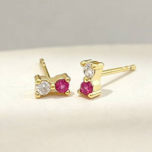 Listos para enviar, lindos pendientes de circonita cúbica con diseño de dulce caramelo, chapados en oro de 18k, para mujer. - Product Image 1