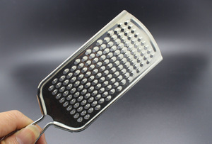 Râpe à fromage carotte à trous différents L M S ustensiles de cuisine en acier inoxydable - Product Image 2