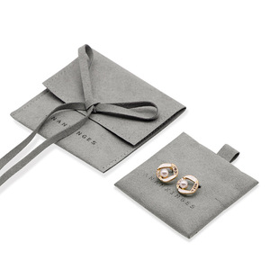 Sacs d'emballage de bijoux à logo personnalisé petite enveloppe en microfibre de daim pochette à bijoux à rabat avec insert pochette à bijoux avec bouton pression - Product Image 2