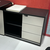 Bureau de direction contemporain avec pieds en métal YEDDKIN TONE, table de direction avec support