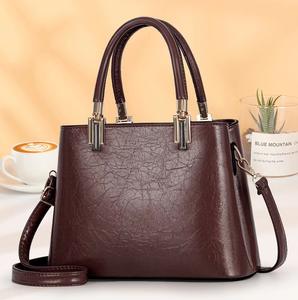 Nouvelle tendance en gros de luxe en cuir PU femme sacs à <span class=keywords><strong>main</strong></span> dames couleur unie <span class=keywords><strong>sac</strong></span> à <span class=keywords><strong>main</strong></span> gland femmes sacs à <span class=keywords><strong>main</strong></span> - Product Image 2