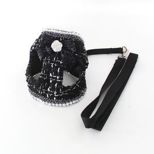 高級調節可能ブランドG通気性デザイナーペットアクセサリーレザーベストパッド入り犬用ハーネスとリード - Product Image 4