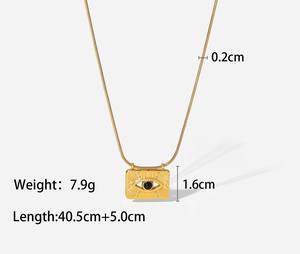 Vershal VSB205 collana pendente in acciaio inossidabile placcato oro 18K alla moda con catena di serpente a forma di osso morbido occhio quadrato - Product Image 6