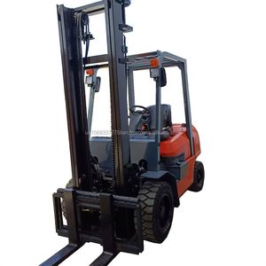 Montacargas TOYOTA FGZN30 de 3 Toneladas, Usado, Japonés, de Alta Calidad, con Motor Diésel Confiable para Industrias Minoristas - Product Image 1