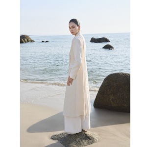 Nouveaux pantalons pour femmes à la mode, pantalons ODM, pantalons à jambes larges, longueur entière, tissu tissé en rayonne et élasthanne, vêtements pour femmes de WhiteAnt - Product Image 1