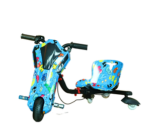 <span class=keywords><strong>Scooter</strong></span> à trois roues à batterie électrique pour enfants Superhéros, 3 roues, en PU, pliable, hauteur du siège réglable, rotation à 360 degrés, pour enfants de 3 à 6 ans - Product Image 4