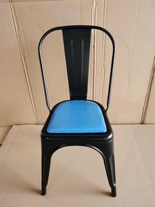 <span class=keywords><strong>Silla</strong></span> <span class=keywords><strong>Tolix</strong></span> Económica de Acero Metálico Negro <span class=keywords><strong>Mate</strong></span> para Restaurante con Cojín - Product Image 2