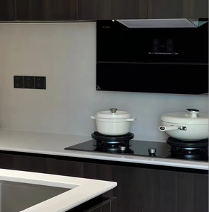 Cuisine moderne minimaliste sur mesure en bois massif avec îlot intégré pour espace de cuisson domestique - Product Image 5