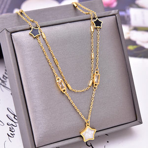 Collier Double couche à cinq branches en acier inoxydable pour femmes et filles, pendentif en coquillage noir et blanc avec diamant carré - Product Image 1