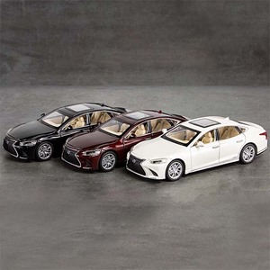 Modèle de voiture de berline en métal moulé sous pression 1:32 avec son et lumière, batterie au lithium 110V, jouet pour enfant, cadeau - Product Image 4