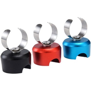Chaoyu Distributeur d'appâts de pêche, Appâtage par compression, Décrocheur d'hameçons, Pistolet à appâts pour Bitterling Black, Accessoires de pêche - Product Image 1