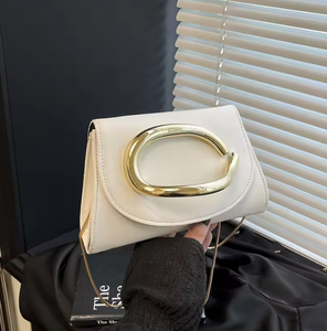 Nouveau sac à bandoulière carré pour femme, élégant, minimaliste et tendance, grande capacité, avec chaîne, idéal pour les soirées et les banquets. - Product Image 3