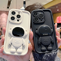Coque de téléphone antichoc givrée couleur bonbon avec support, motif astronaute 3D populaire pour iPhone 15 Pro Max 14 13 12 11 XS XR
