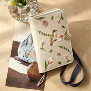 Diario in Tessuto Ricamato Personalizzato Beige, Taccuino da Viaggio Fatto a Mano A5 A6, Agenda, Blocco Note - Product Image 2