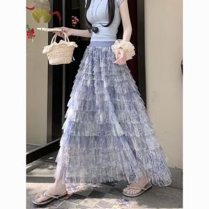 Vestido <span class=keywords><strong>de</strong></span> chifón azul tie-dye <span class=keywords><strong>de</strong></span> media longitud con malla para mujer, estilo veraniego, súper etéreo, con volantes en capas y diseño <span class=keywords><strong>de</strong></span> pastel. - Product Image 1