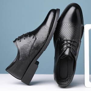 รองเท้าหนังระบายอากาศสำหรับผู้ชาย สีดำ แบบเจาะรู สำหรับงานแต่งงาน รองเท้าอ็อกซ์ฟอร์ด ไซส์ผู้ใหญ่ 1988-1 - Product Image 3