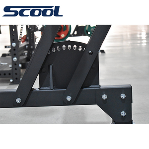 Équipement de fitness commercial : Chaise romaine D pour les fessiers – Machine d'exercice en métal noir durable pour usage intérieur en salle de sport - Product Image 4