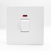 Interruptor de pared A6 B1 25A de una sola vía con carcasa ignífuga, soporte de acero, contactos de bronce y conexión de hebilla superior, con luz de neón