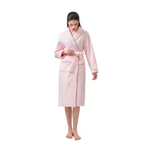 Sunhome 공장 가격 제조 업체 공급 업체 여성 밤 원피스 섹시한 잠옷 퍼지 터키어 목욕 가운