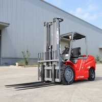 Montacargas Industrial Liftron CPD30L de 3000 kg para Almacenamiento en Patio y Distribución de Cargas Pesadas