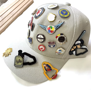 Grosir hadiah promosi pabrik Tiongkok pin topi Lapel Enamel kualitas tinggi lencana logam - Product Image 2