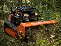 Débroussailleuse forestière télécommandée diesel en Europe 27 CV sur chenilles pour pentes montagneuses, vergers, débroussaillage et défrichage des zones brûlées