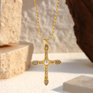 Collar con colgante de Cruz de acero inoxidable chapado en oro para joyería de moda para mujer N374 - Product Image 3