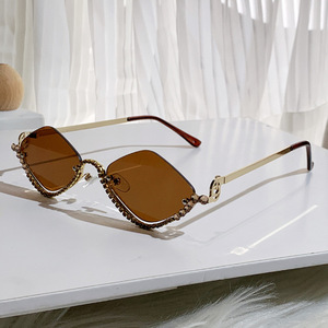 Women's Square <b>Oversized</b> <b>Sunglasses</b> UV400 PC Frame Lightweight Fashion Street Style Party Outings Driving - Product Image 2