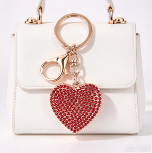 Llavero de cristal con forma de corazón, colgante para bolso, bonito regalo para el Día de San Valentín, regalo para pareja de novios recién casados. - Product Image 5