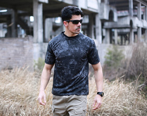 T-Shirt Outdoor Nera <span class=keywords><strong>con</strong></span> Motivo Pitone Mimetico, Collo a O, Asciugatura Rapida, Tessuto Traspirante e Resistente per Operazioni sul Campo - Product Image 2