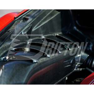 Version supérieure pour 488 Prepreg Carbon Fiber Engine Bay Cover Set pour Ferrari 488 GTB - Product Image 4