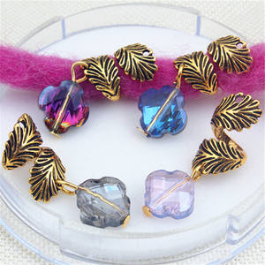 1 Beutel Schmutzige Zöpfe Schmuck Kopfschmuck Haarnadel Haarband Mädchen Zopf Dekorativer Haarring Farbiger Kristallanhänger DIY Zinklegierung - Product Image 1