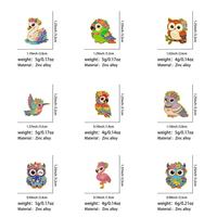 Pin Enamel Burung Kartun Laris Manis, Burung Hantu Flamingo Beo, Paduan Seng Lapis Nikel Hitam, Bros Badge Cetak UV, Fashionable