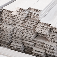 Profils d'extrusion rigides décoratifs en PVC personnalisés, écologiques, durables, design industriel, cadres de fenêtres, certifiés ISO 9001