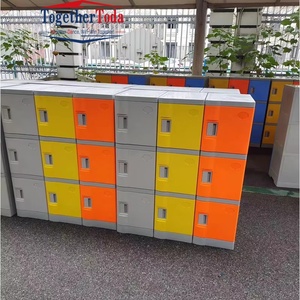 Meubles d'école modernes de petite taille, armoires à casiers en plastique ou en bois de différentes couleurs pour la maternelle, assemblées avec un type de serrure en option - Product Image 3