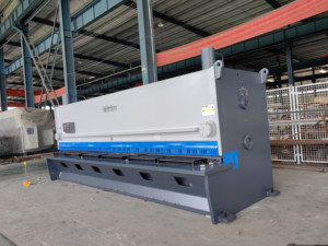 เครื่องตัดโลหะแผ่นเหล็ก12*6000 - Product Image 2