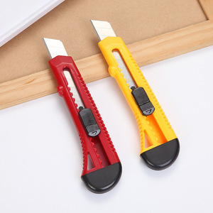 Comix Utility <b>Knife</b> B2805 18mm Stainless Steel Blade Red And Yellow Handle For <b>Crafting</b> And Packaging - Product Image 4