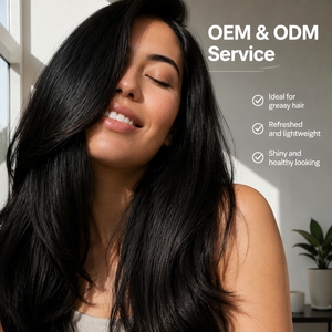 Champú Clarificante para el Cabello OEM/ODM con Hojas de Limón y Té Blanco, Derivado Naturalmente de Plantas Veganas, Restaura el Brillo, Dermatológicamente Probado - Product Image 2