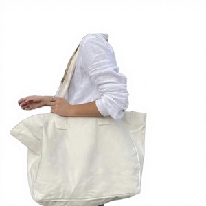 Fabricant de sacs imprimés personnalisés de haute qualité, mini sac fourre-tout en toile à motifs, sac à bandoulière personnalisé pour la plage - Product Image 3