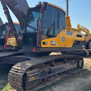 Excavatrice Volvo EC300 d'occasion, économique en carburant, prix avantageux, 30 tonnes, excavatrice hydraulique sur chenilles, à vendre - Product Image 3