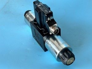D3FBE01SC0NF00 ชุดอุปกรณ์ควบคุมทิศทางไฮดรอลิกแบบอิเล็กทรอนิกส์ในตัว ซีรีส์ D3FB แบบควบคุมทิศทางตามสัดส่วนโดยตรง - Product Image 3