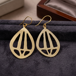 Boucles d'oreilles pendantes géométriques en laiton plaqué or, style bohème unisexe, vintage/ethnique, type chandelier, de Jaipur, pour soirée - Product Image 3